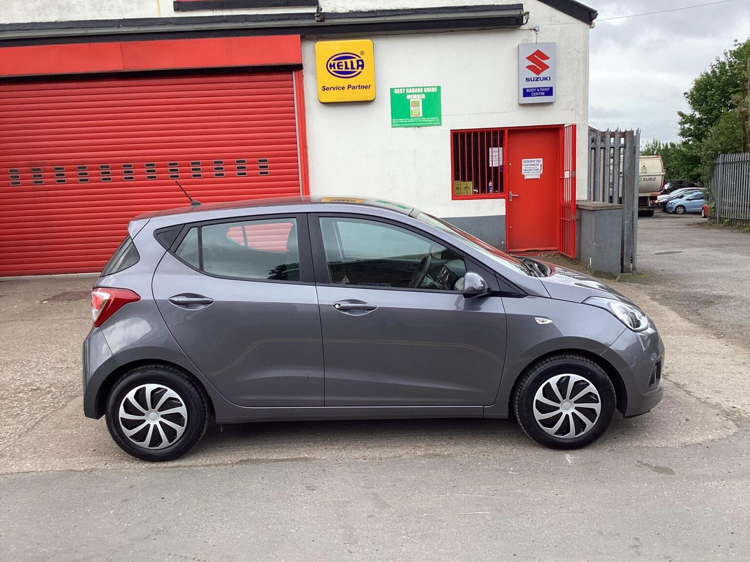 Hyundai I10 view 13