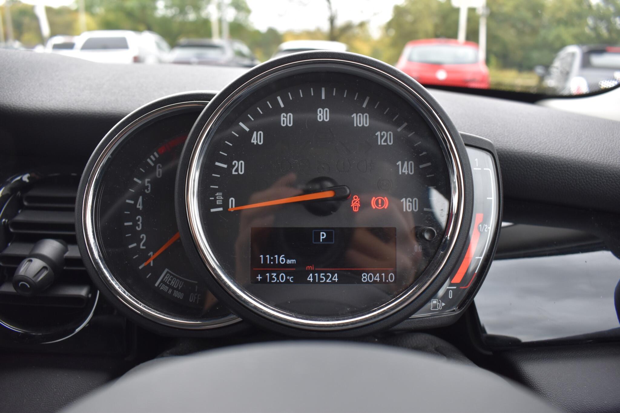 Hatch - 1.5 Cooper Classic Steptronic Euro 6 (s/s) 5dr - Image 27