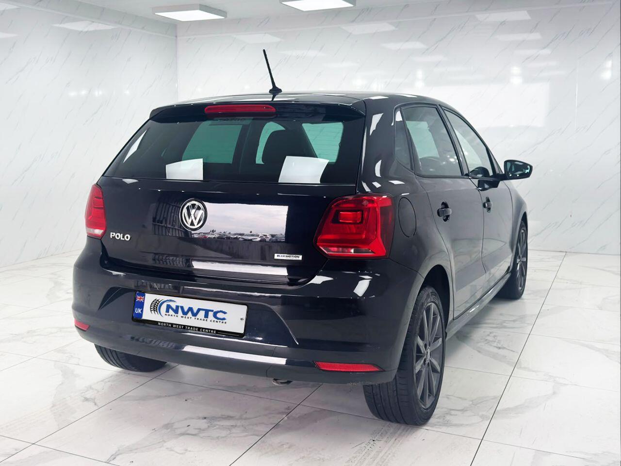 Volkswagen Polo view 11