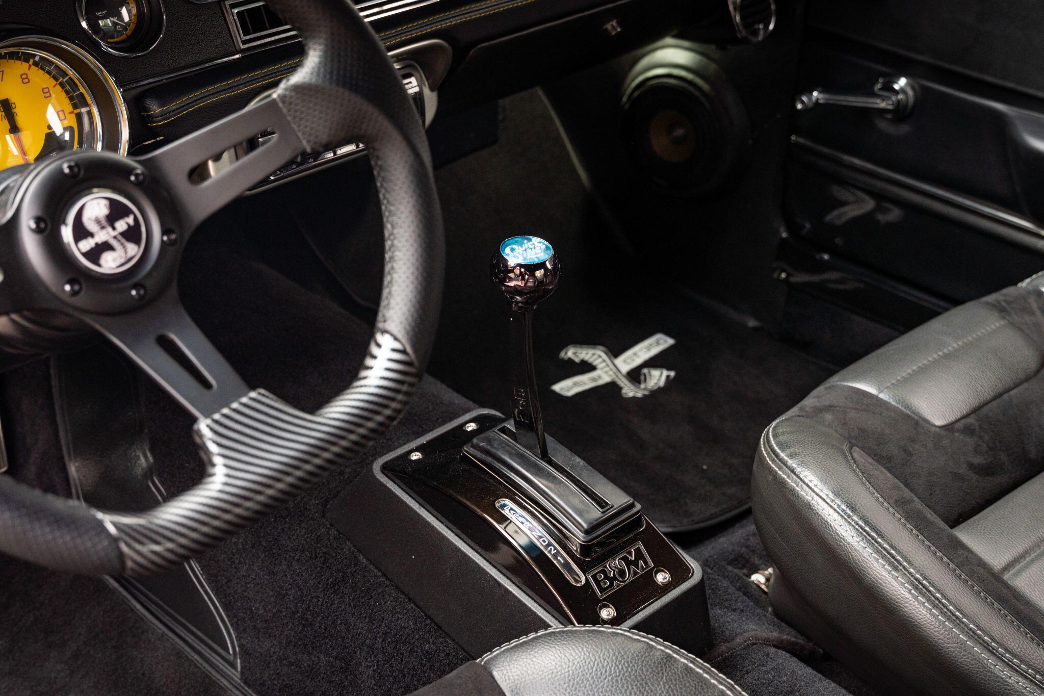 Ford Mustang view 60