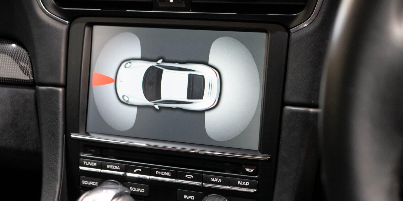 Porsche 911 view 41