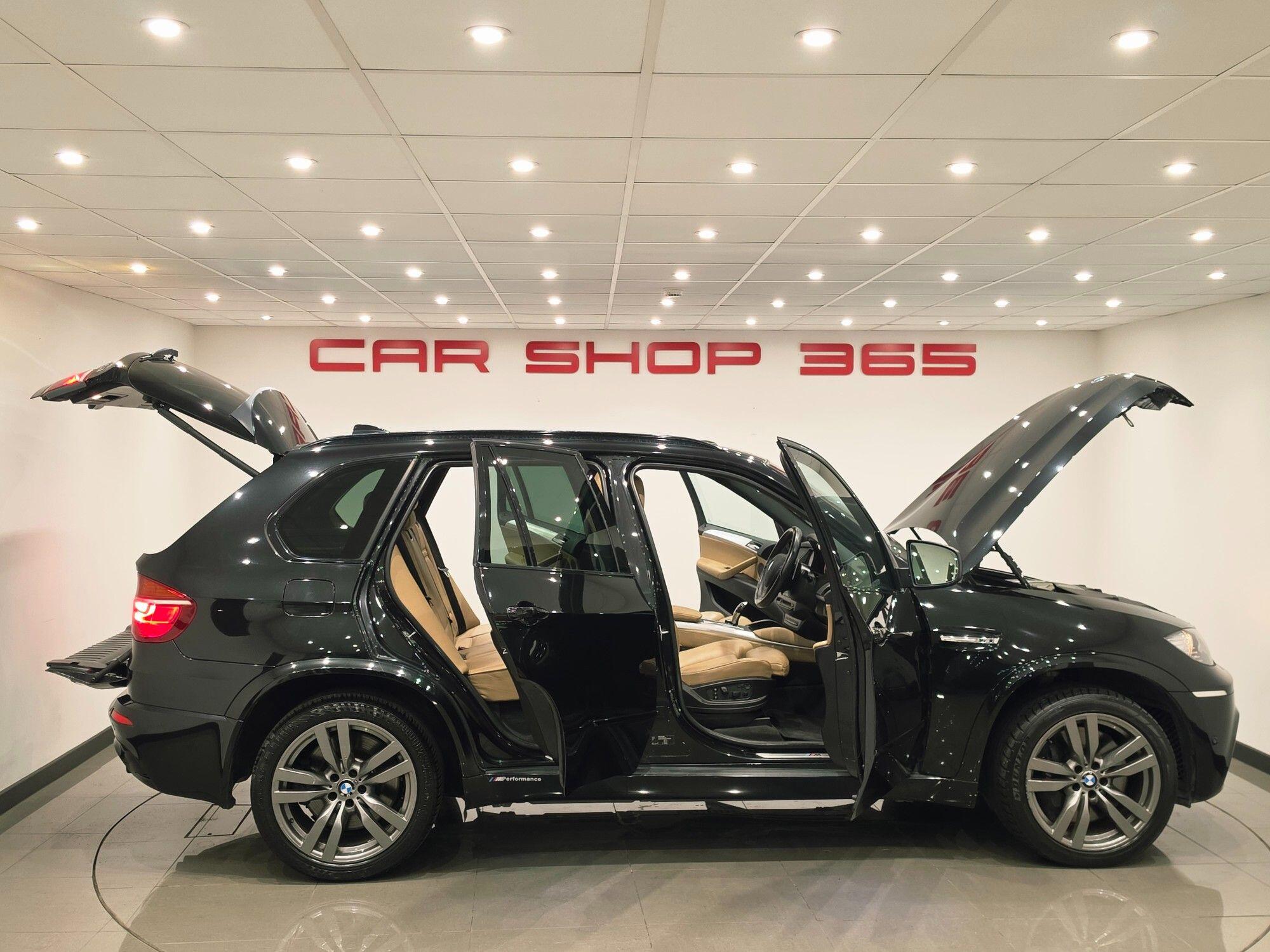 BMW X5 M view 45