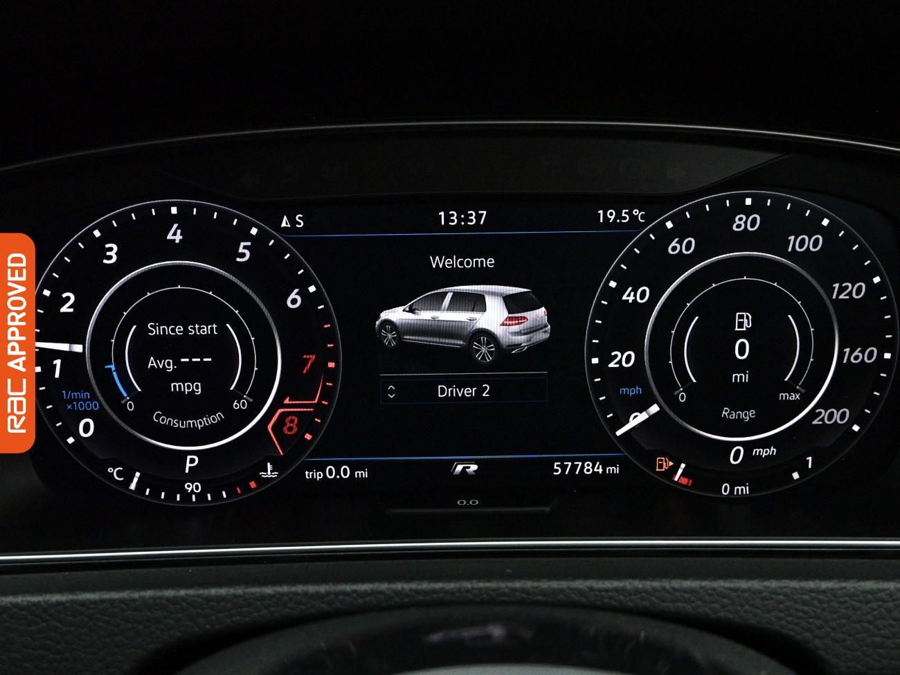 Volkswagen Golf view 11