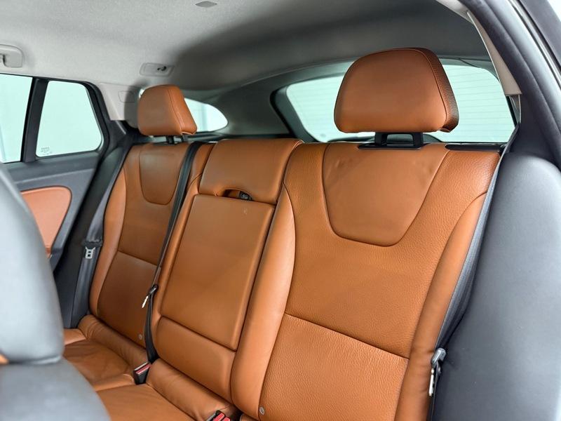 2011 Volvo V60 image 29