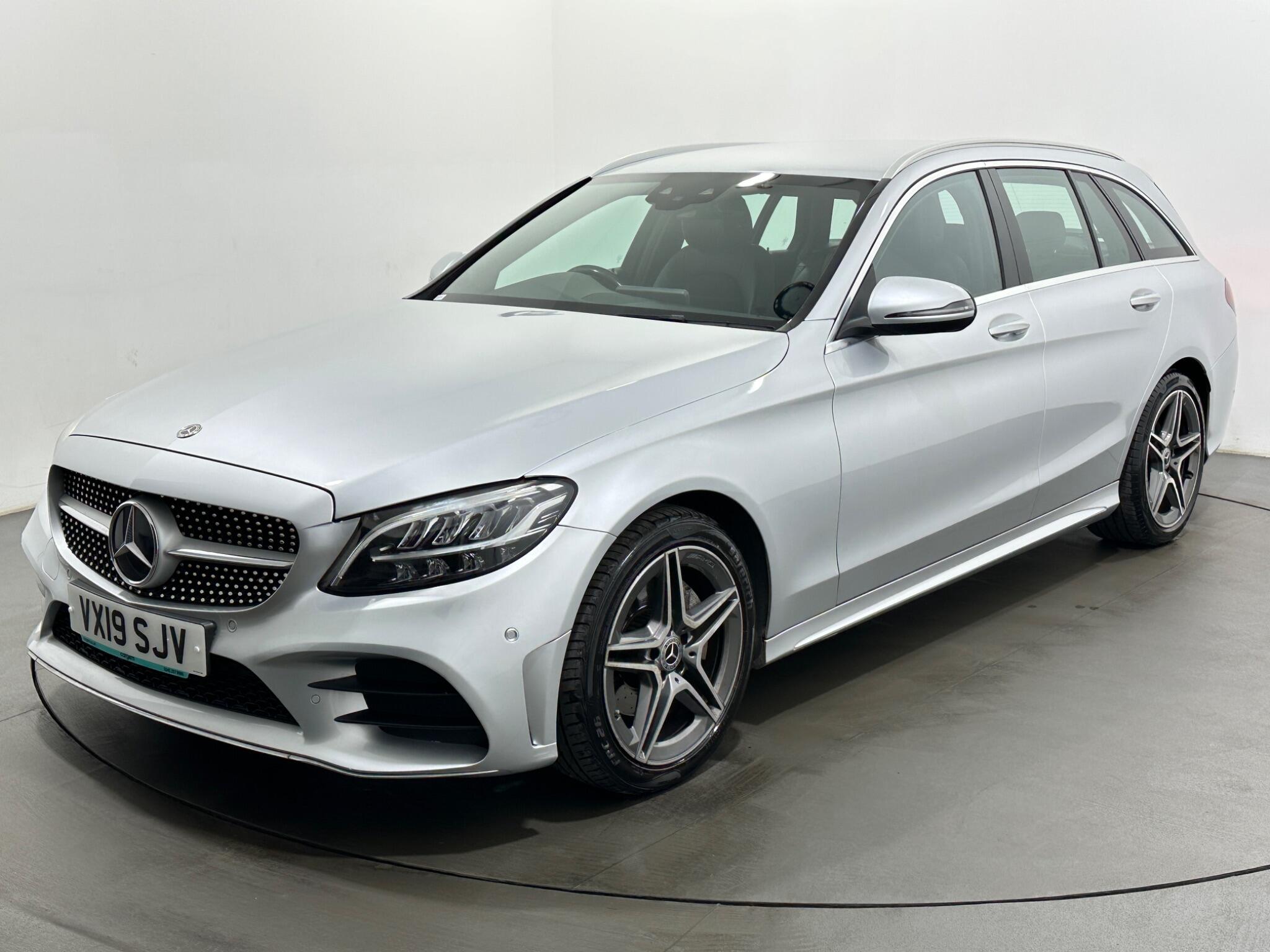 Mercedes-Benz C-Class view 55