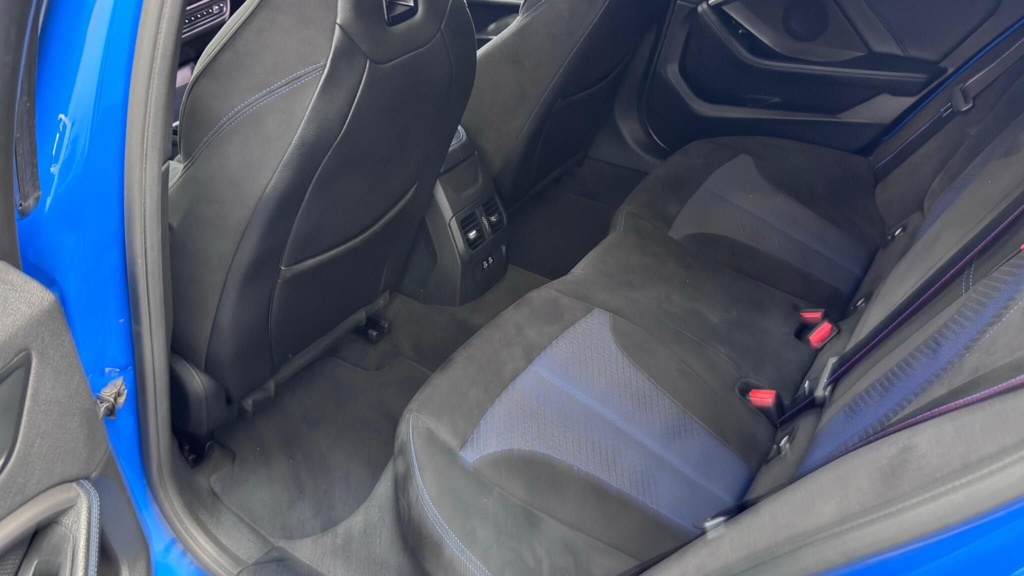 BMW 1 Series view 49