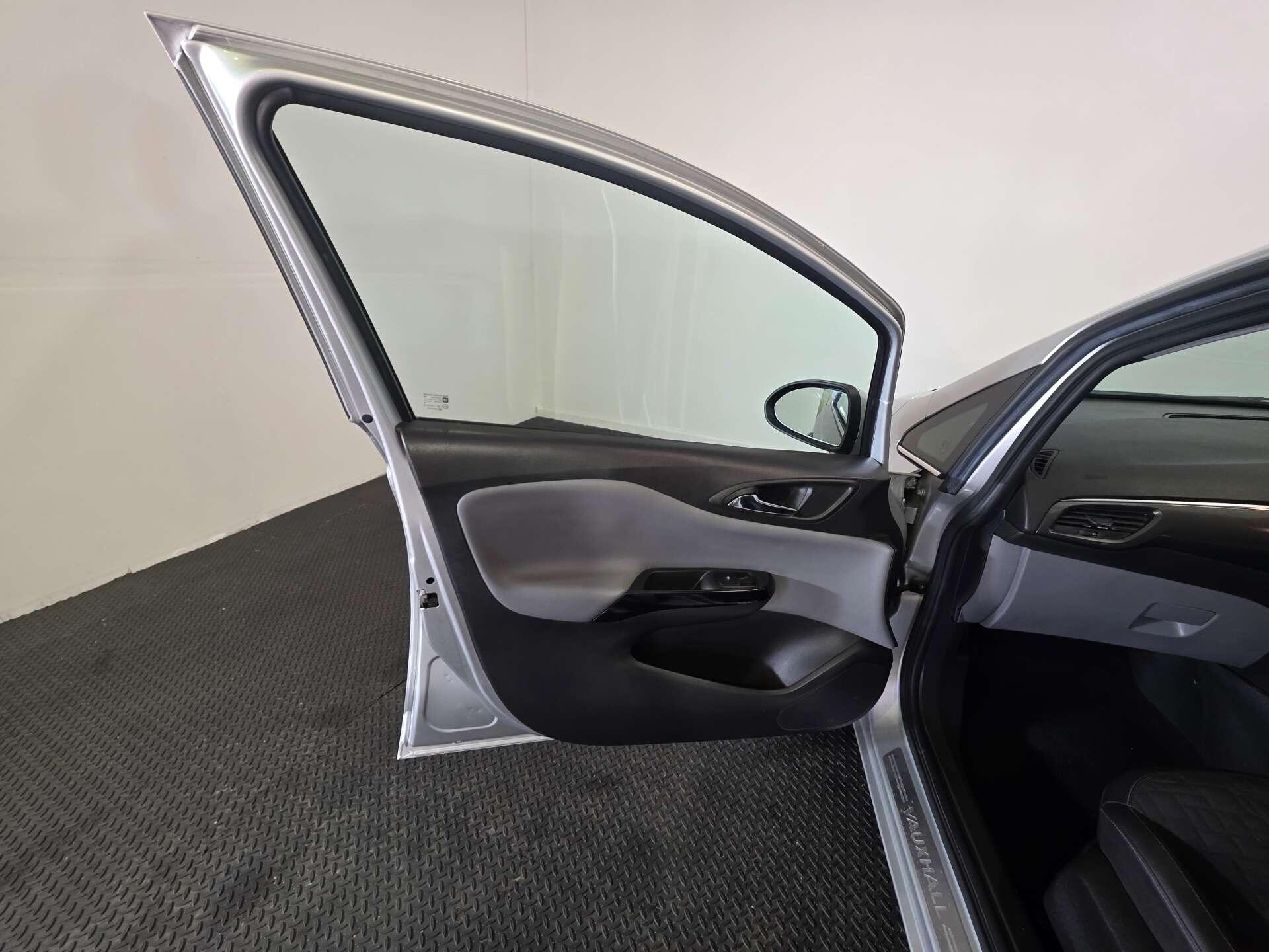 Vauxhall Corsa view 43