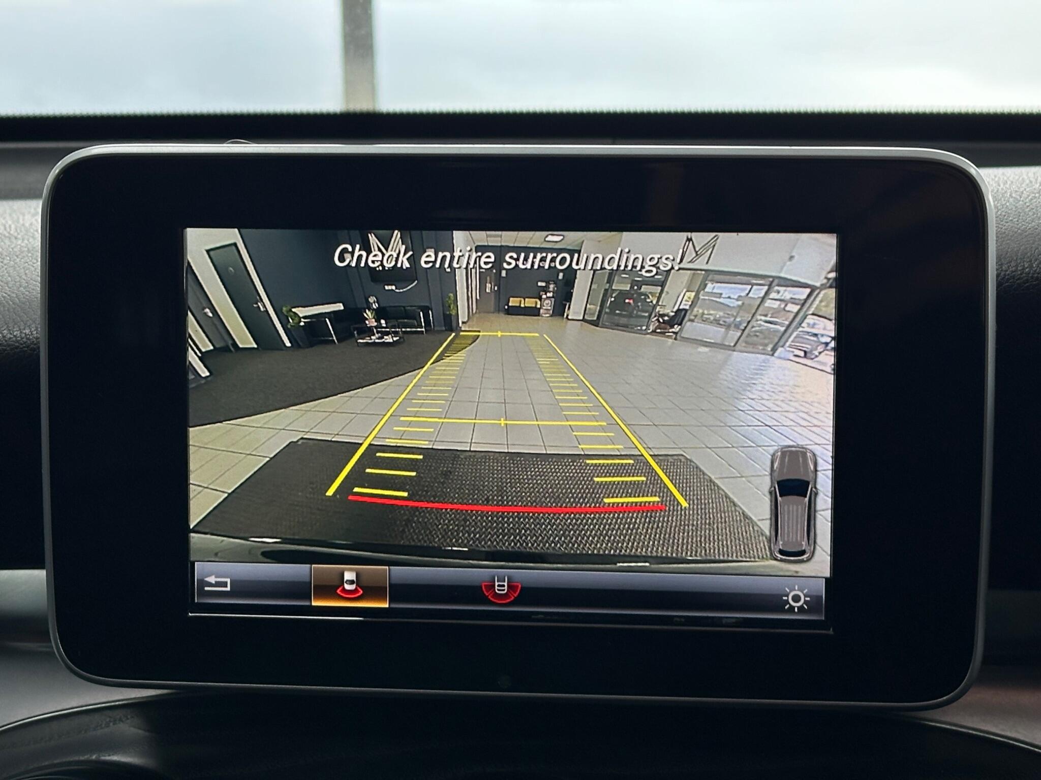 Mercedes-Benz GLC view 31