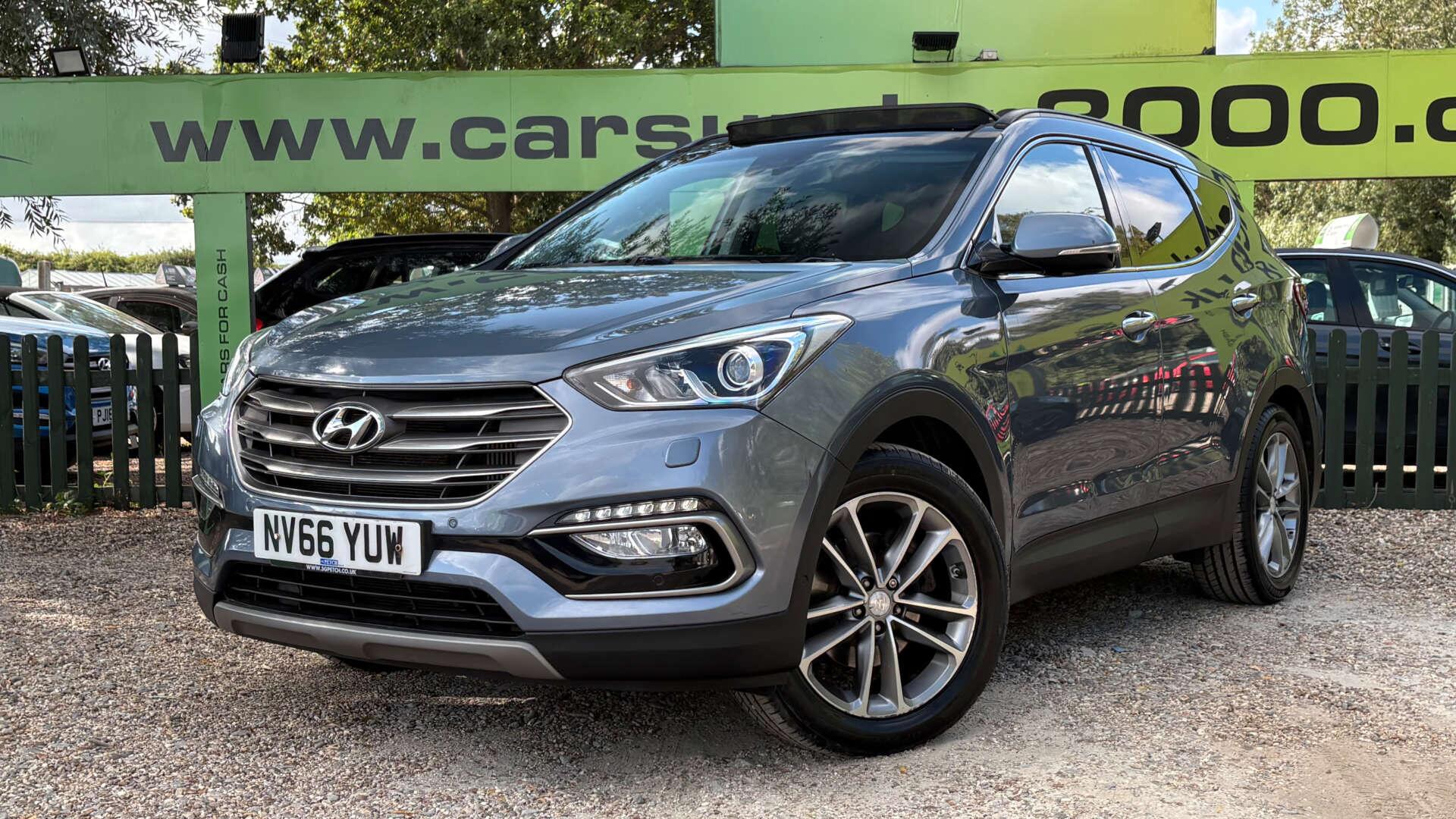 Hyundai Santa Fe view 3
