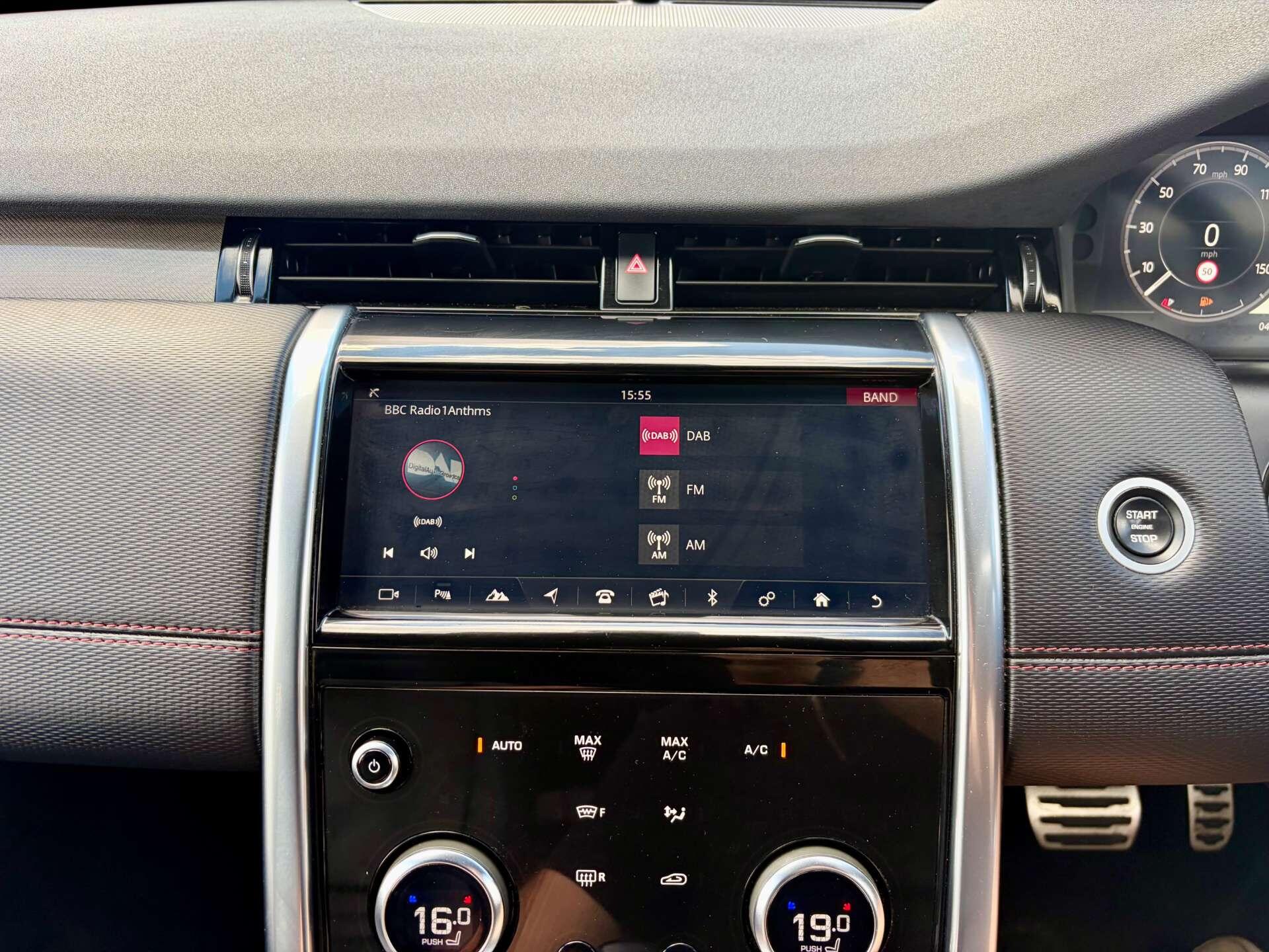 Land Rover Discovery Sport view 52