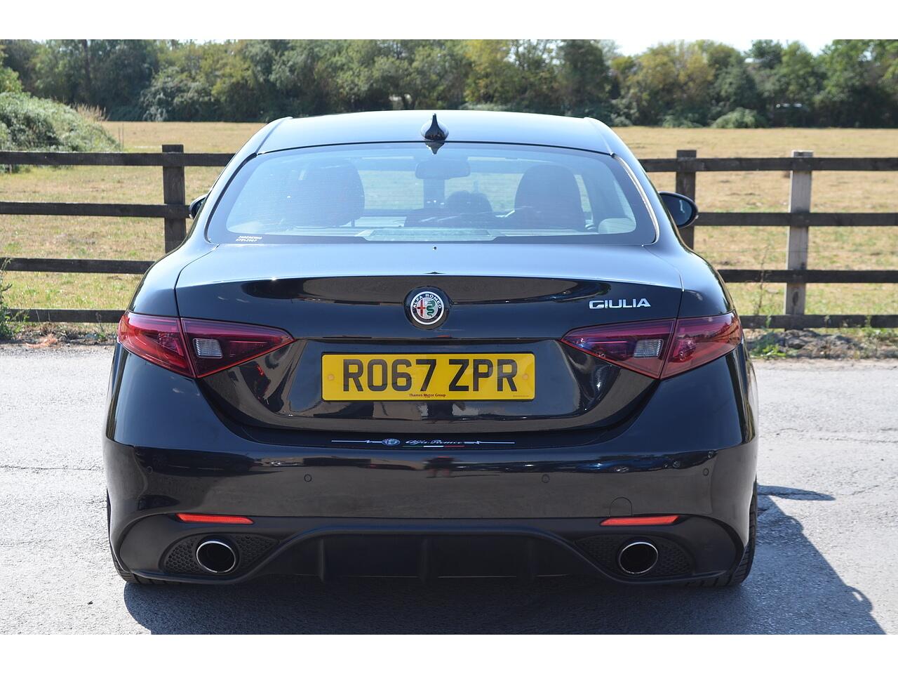 Alfa Romeo Giulia view 8