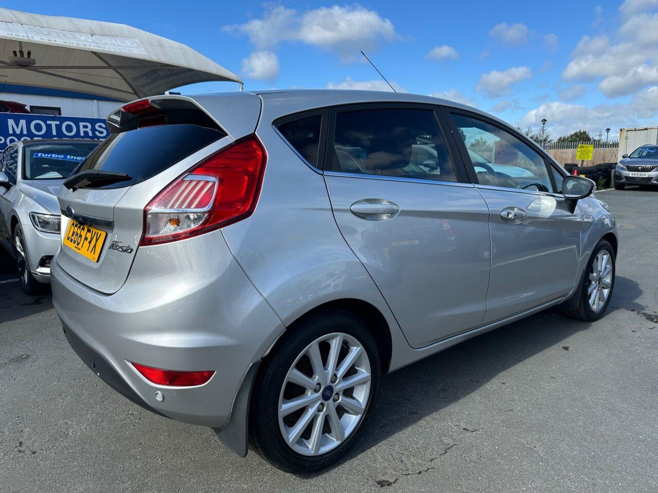 Ford Fiesta view 10