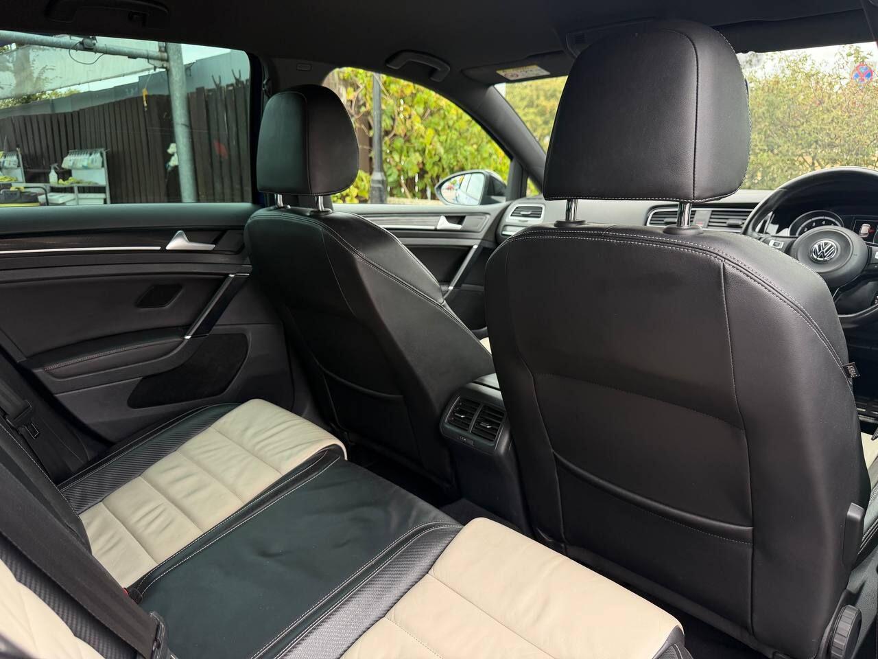 Volkswagen Golf view 15