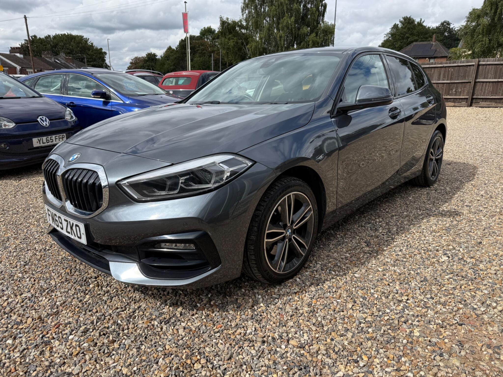 BMW 1 Series view 7