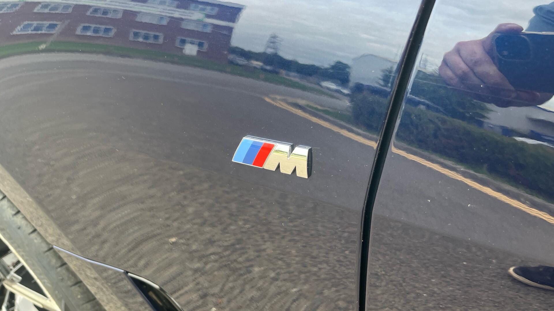BMW i4 view 37