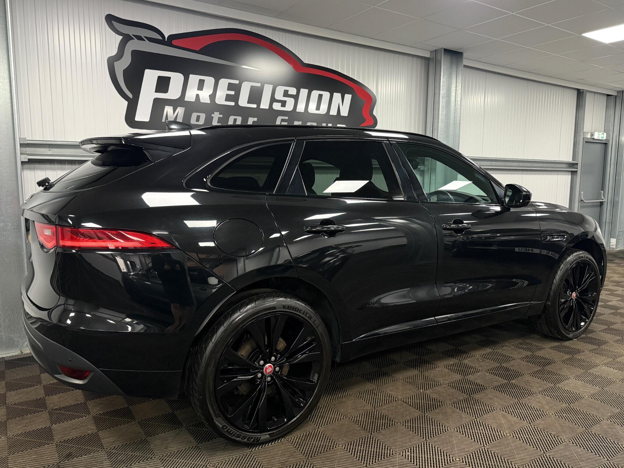 Jaguar F-Pace view 14
