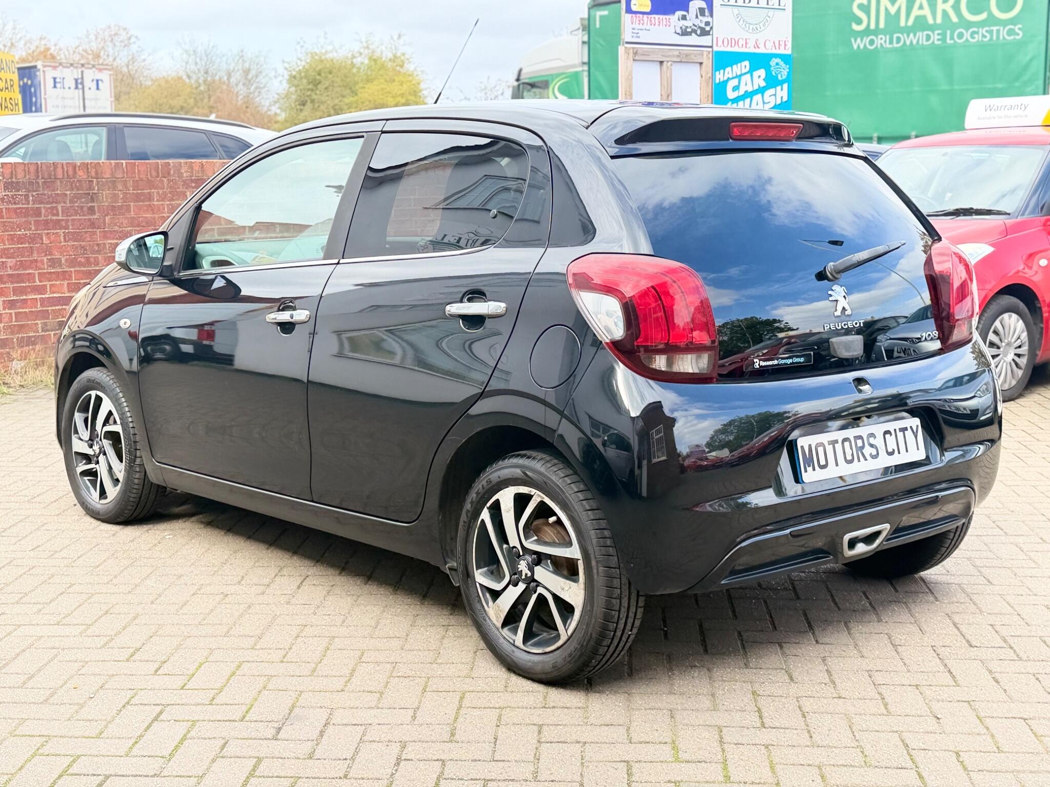 Peugeot 108 view 5