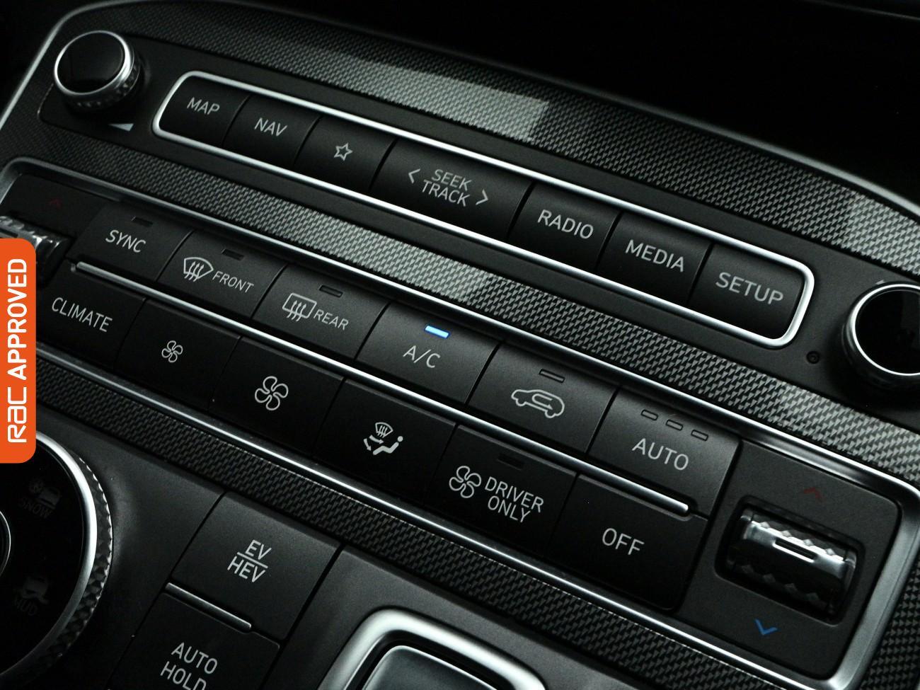 Hyundai Santa FE view 17
