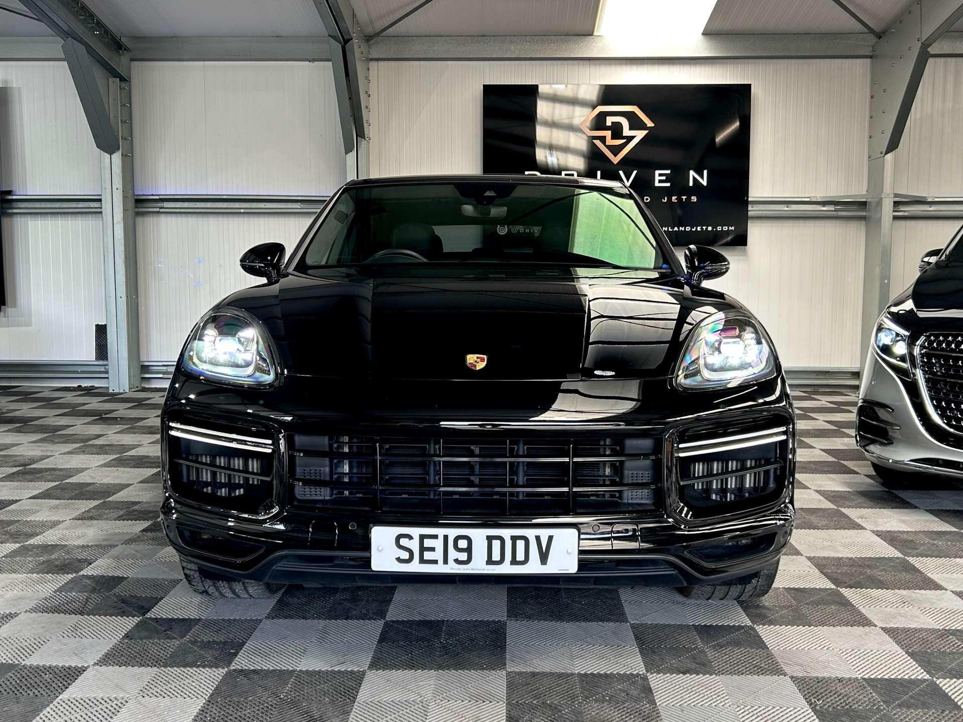 Porsche Cayenne view 7
