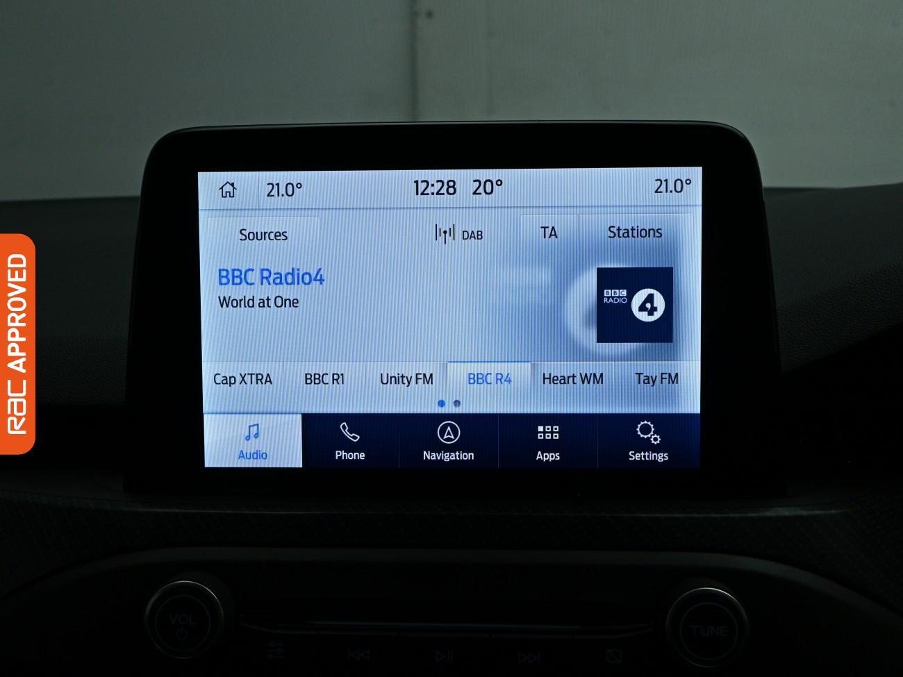 Ford Focus view 14