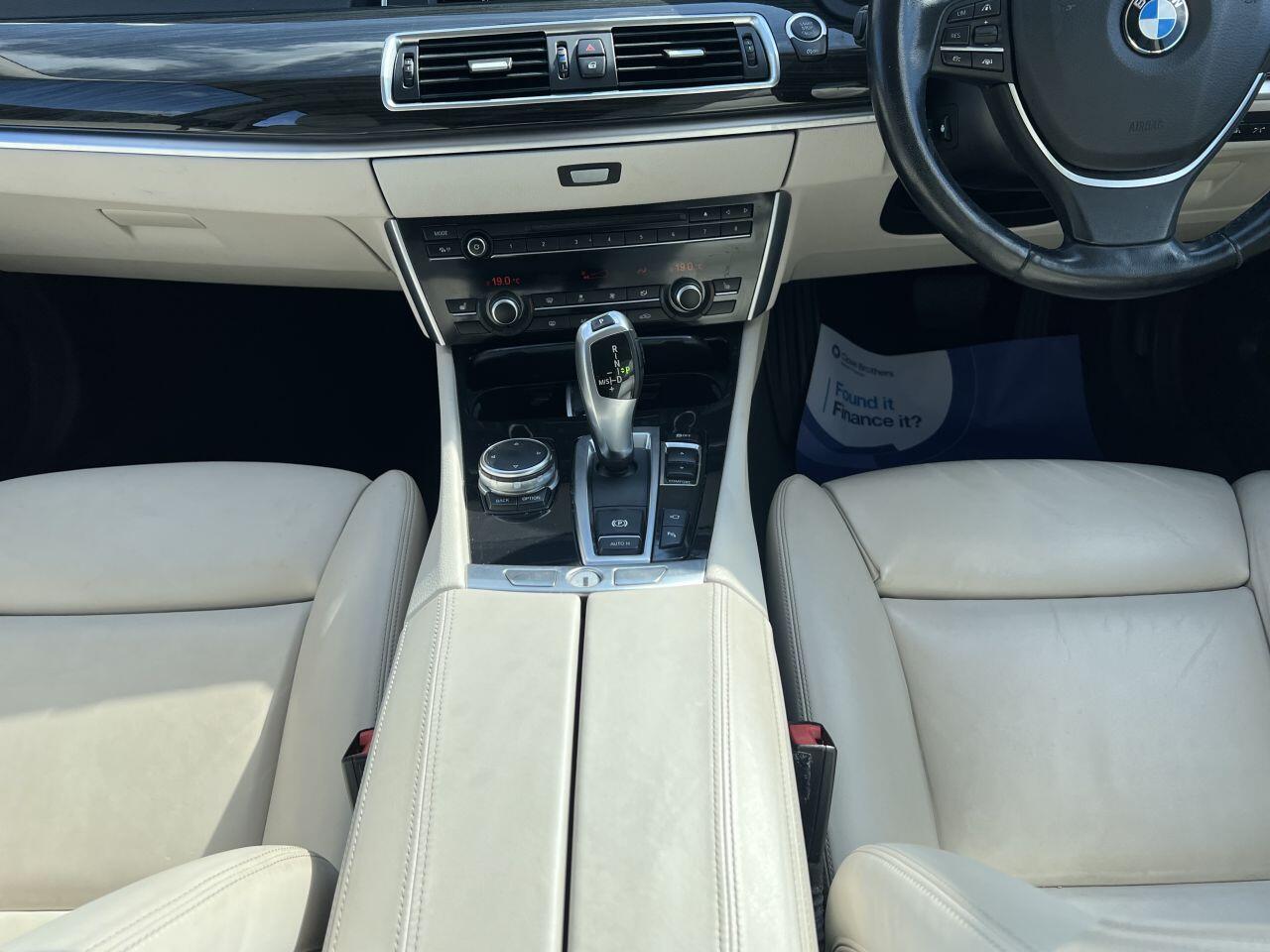 BMW 5 Series view 34