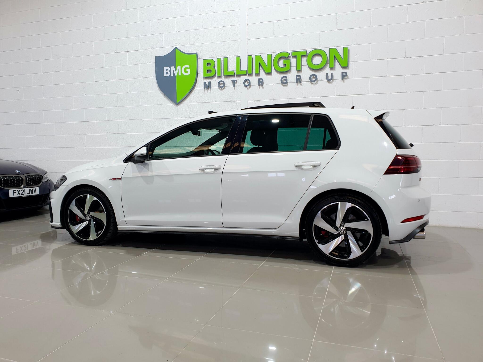 Volkswagen Golf view 29