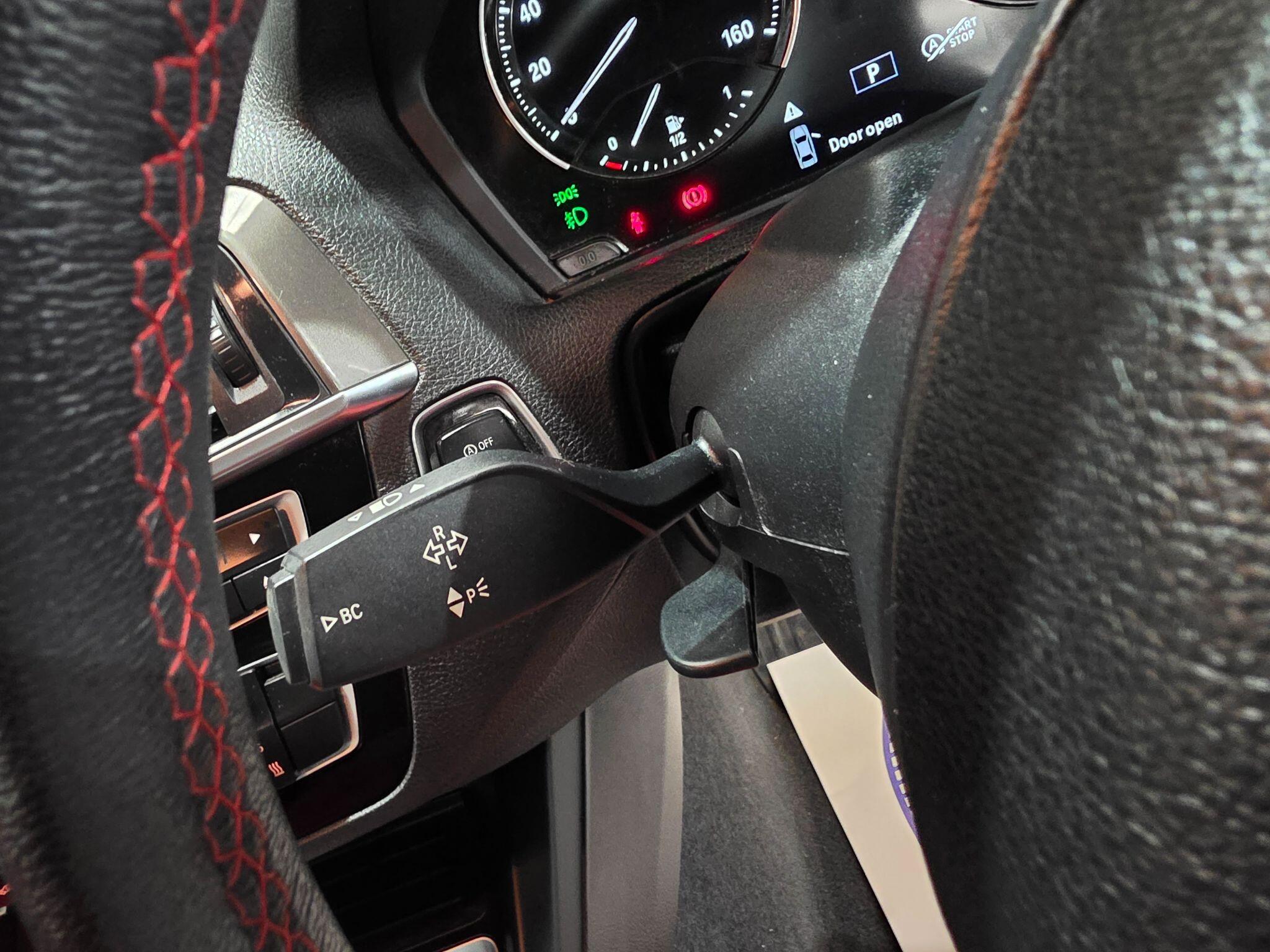 BMW 2 Series view 22