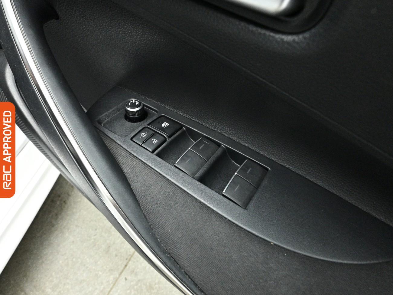 Toyota Corolla view 24