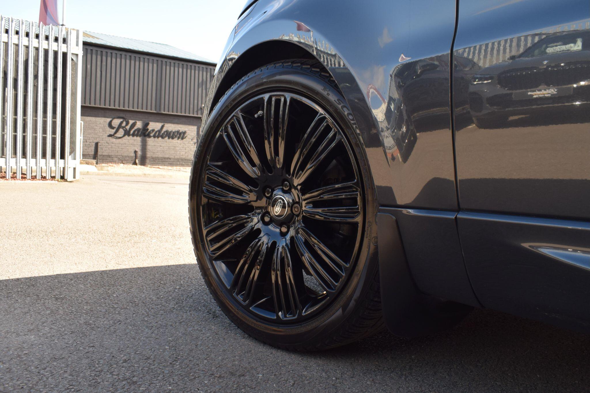 Land Rover Range Rover Sport view 42