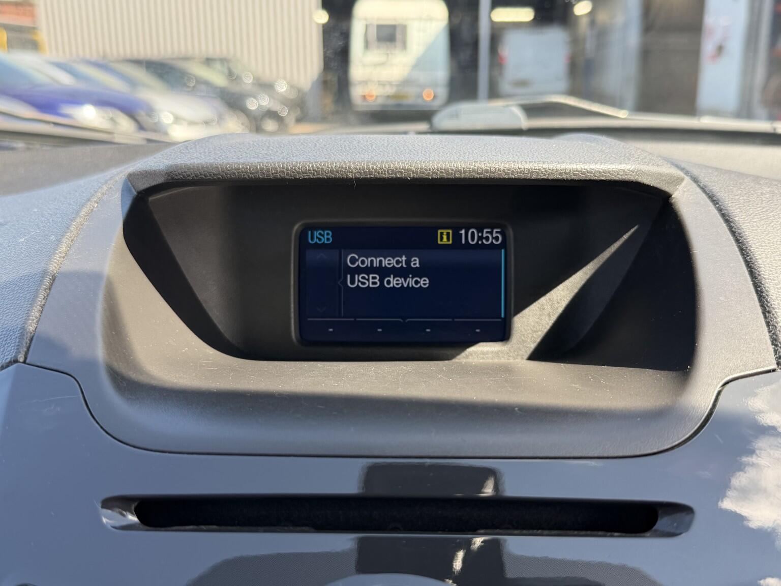 Ford Ecosport view 37