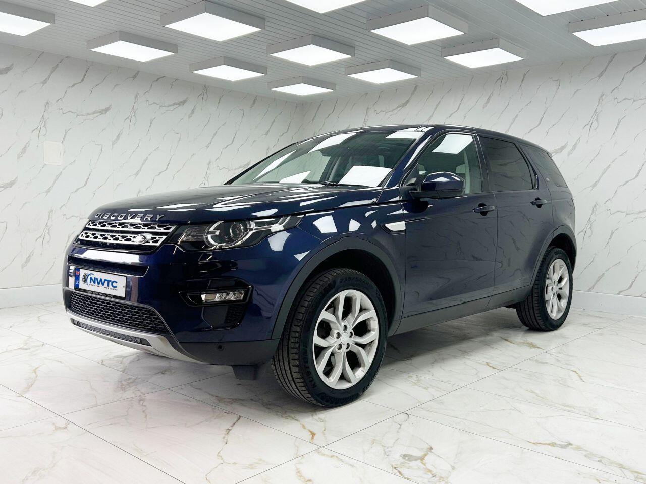 Land Rover Discovery Sport view 7