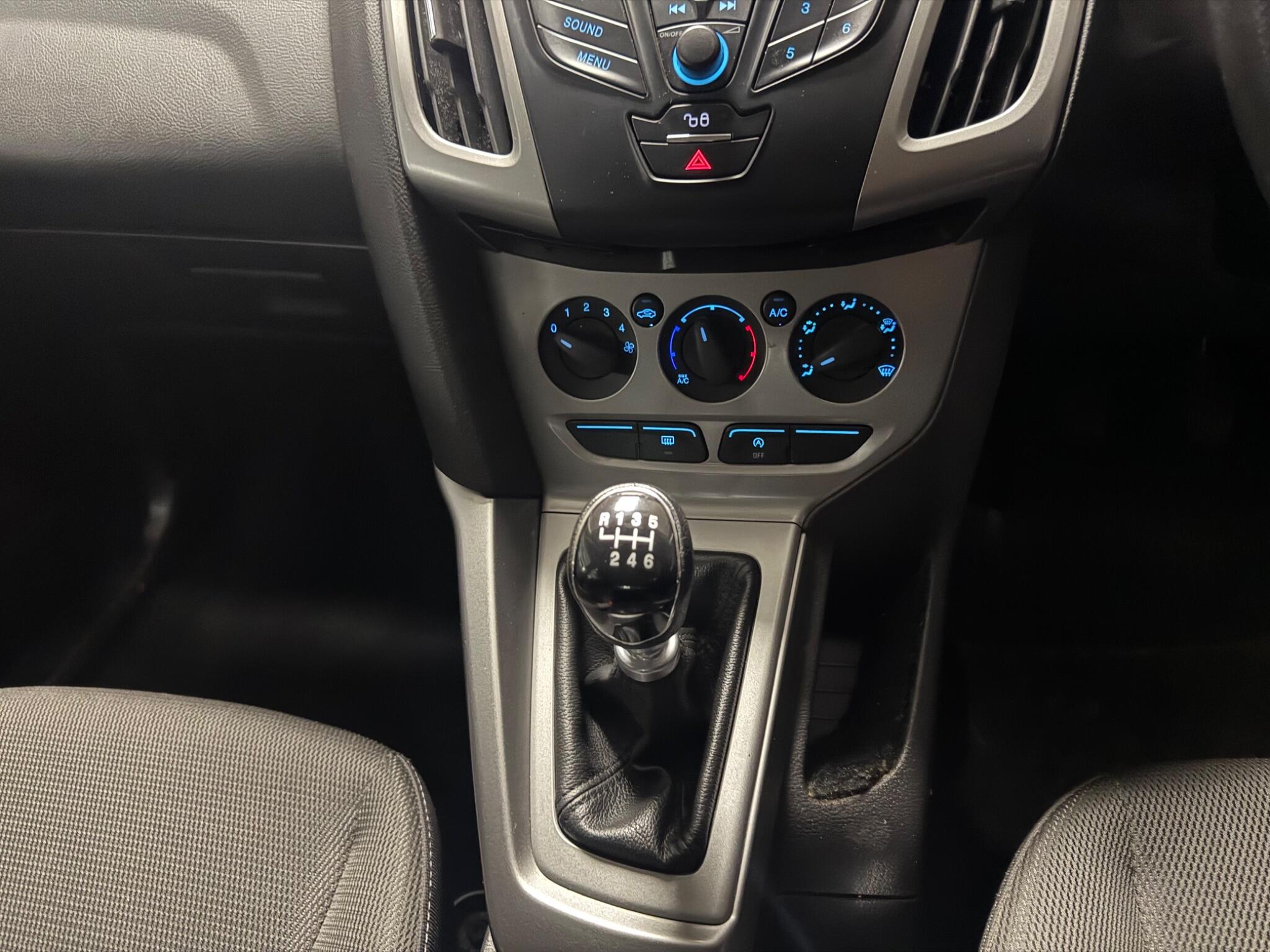 2014 Ford Focus 1.6 TDCi Edge Euro 5 (s/s) 5dr • 59,000 miles image 24