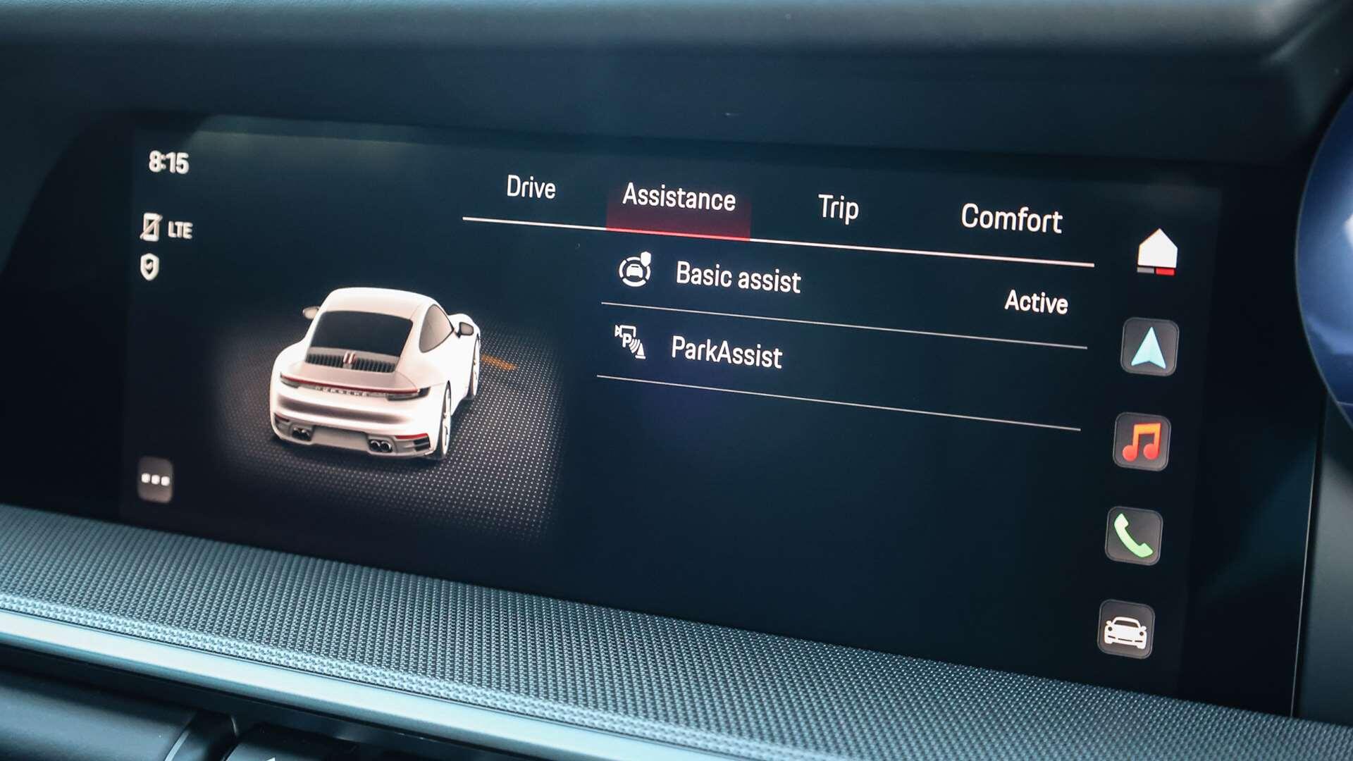 Porsche 911 view 18