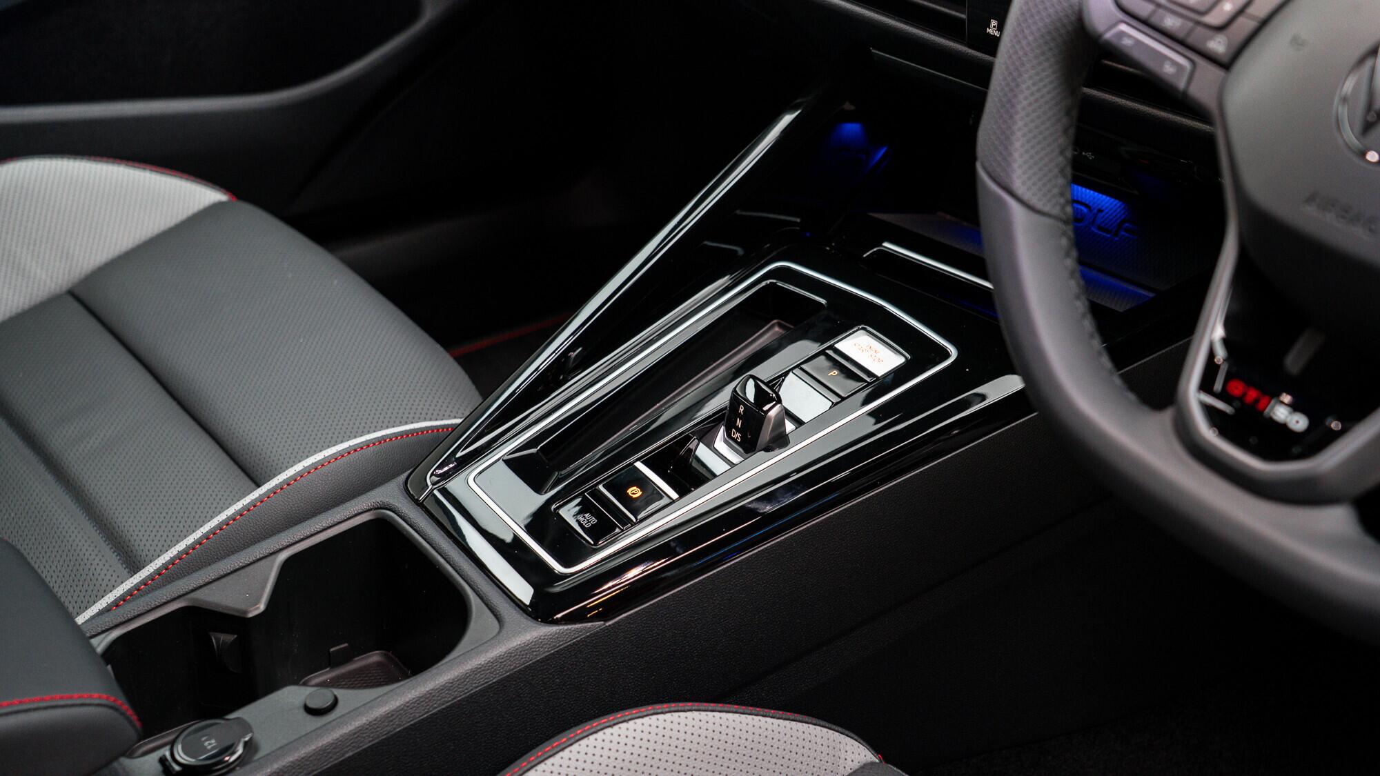 Volkswagen Golf view 44
