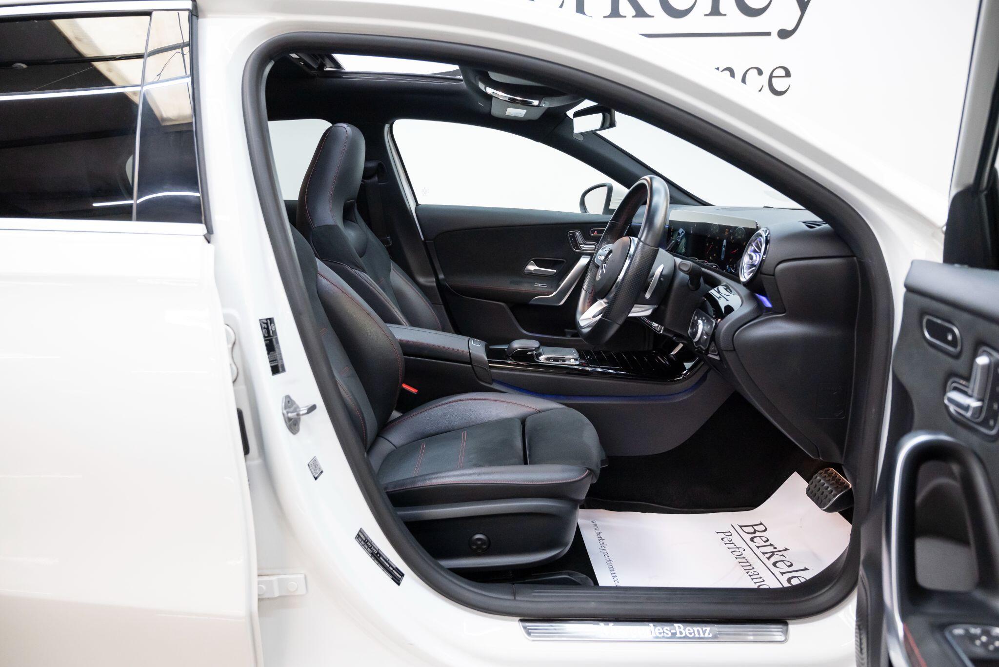 Mercedes-Benz A-Class view 25