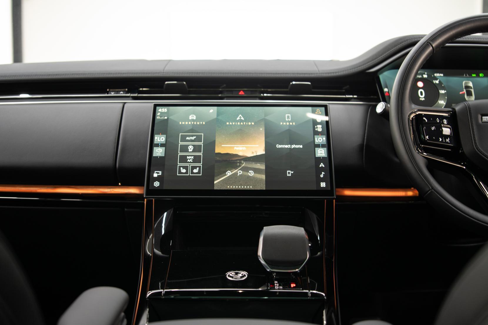 Land Rover Range Rover Sport view 18