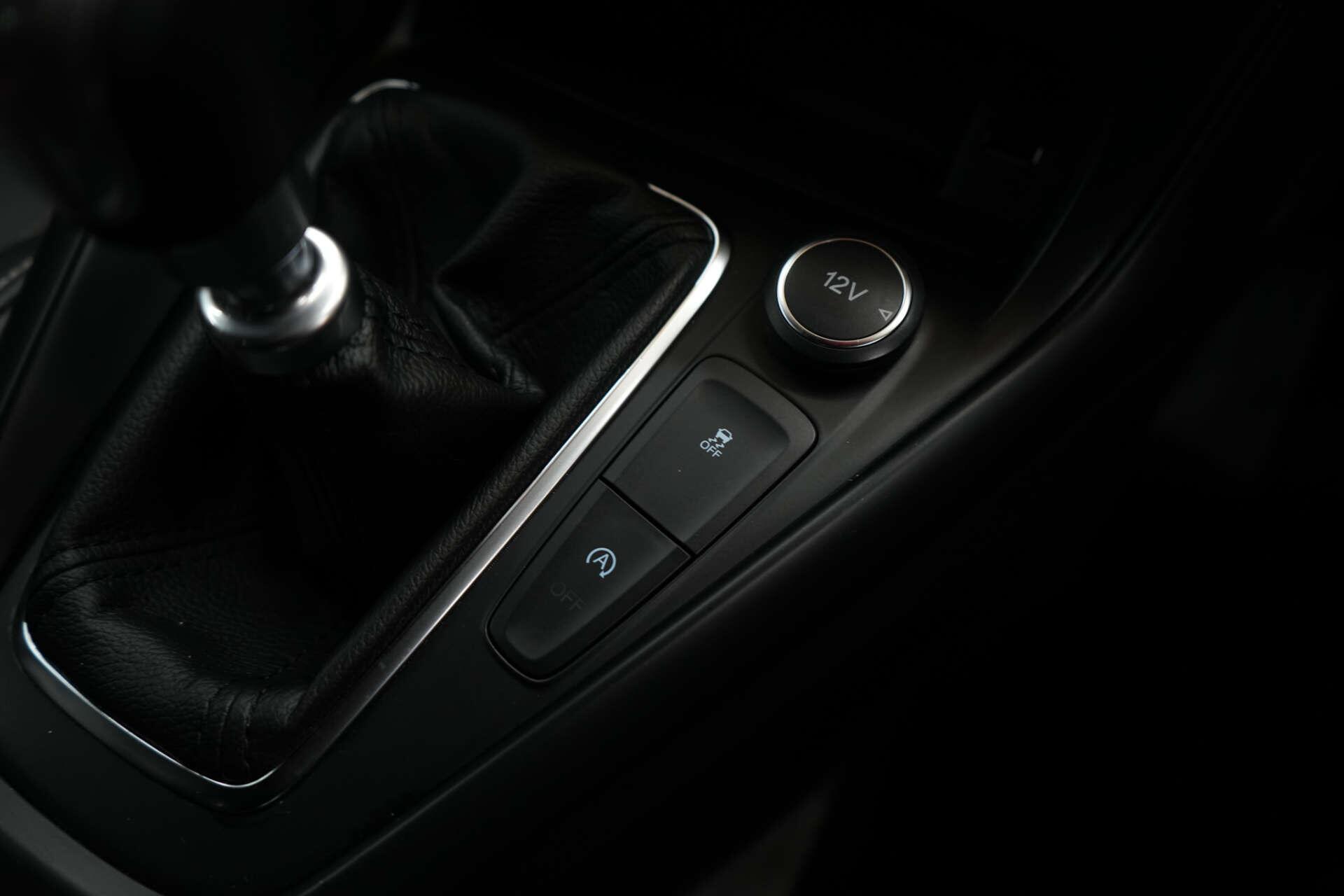 Ford Focus view 28