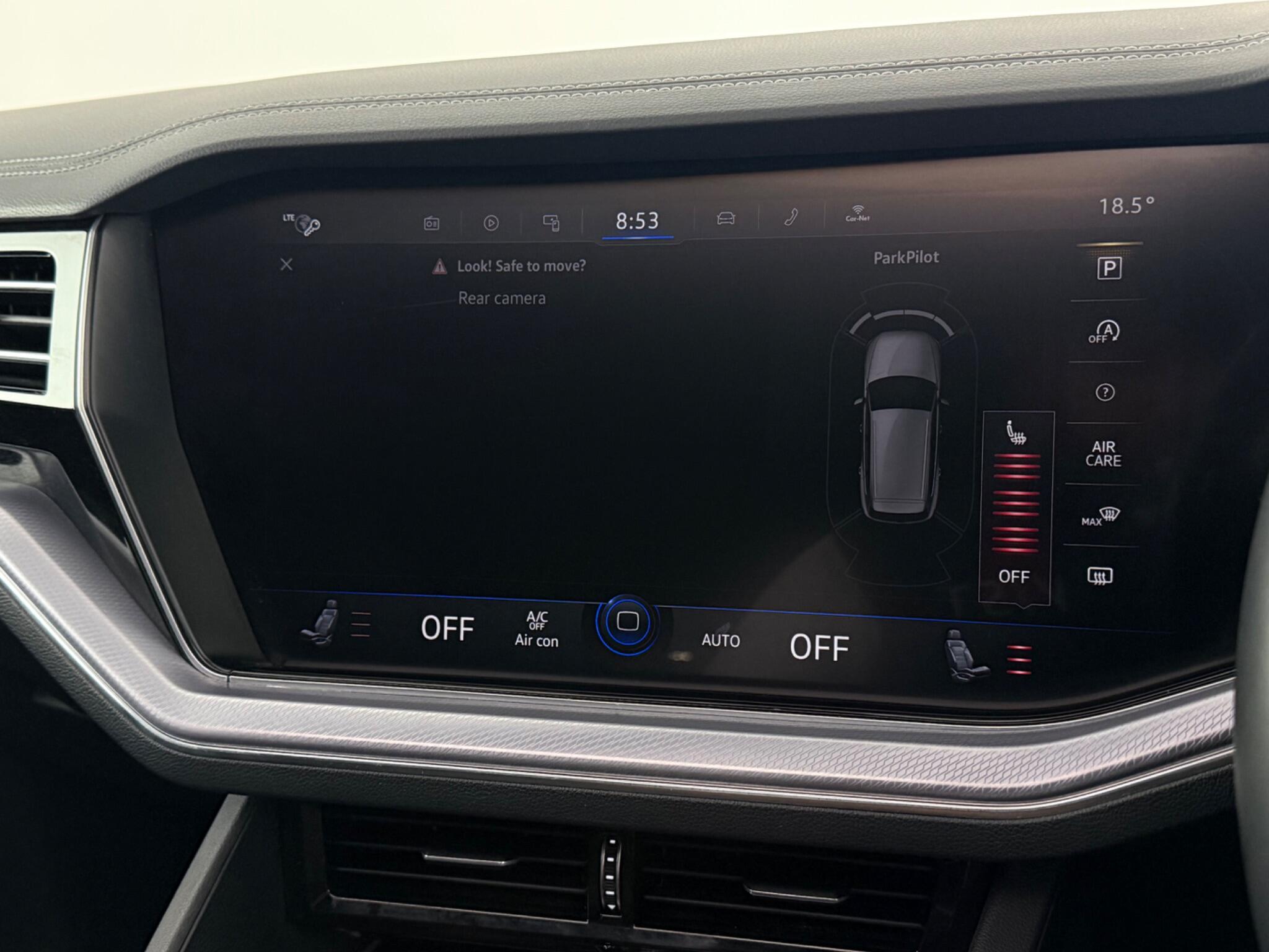 Volkswagen Touareg view 36