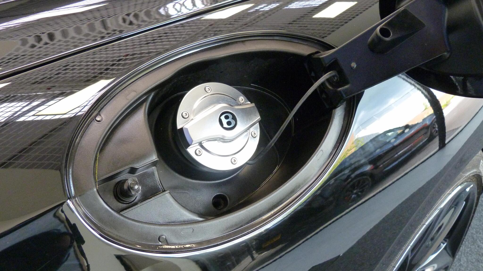 Bentley Continental view 48