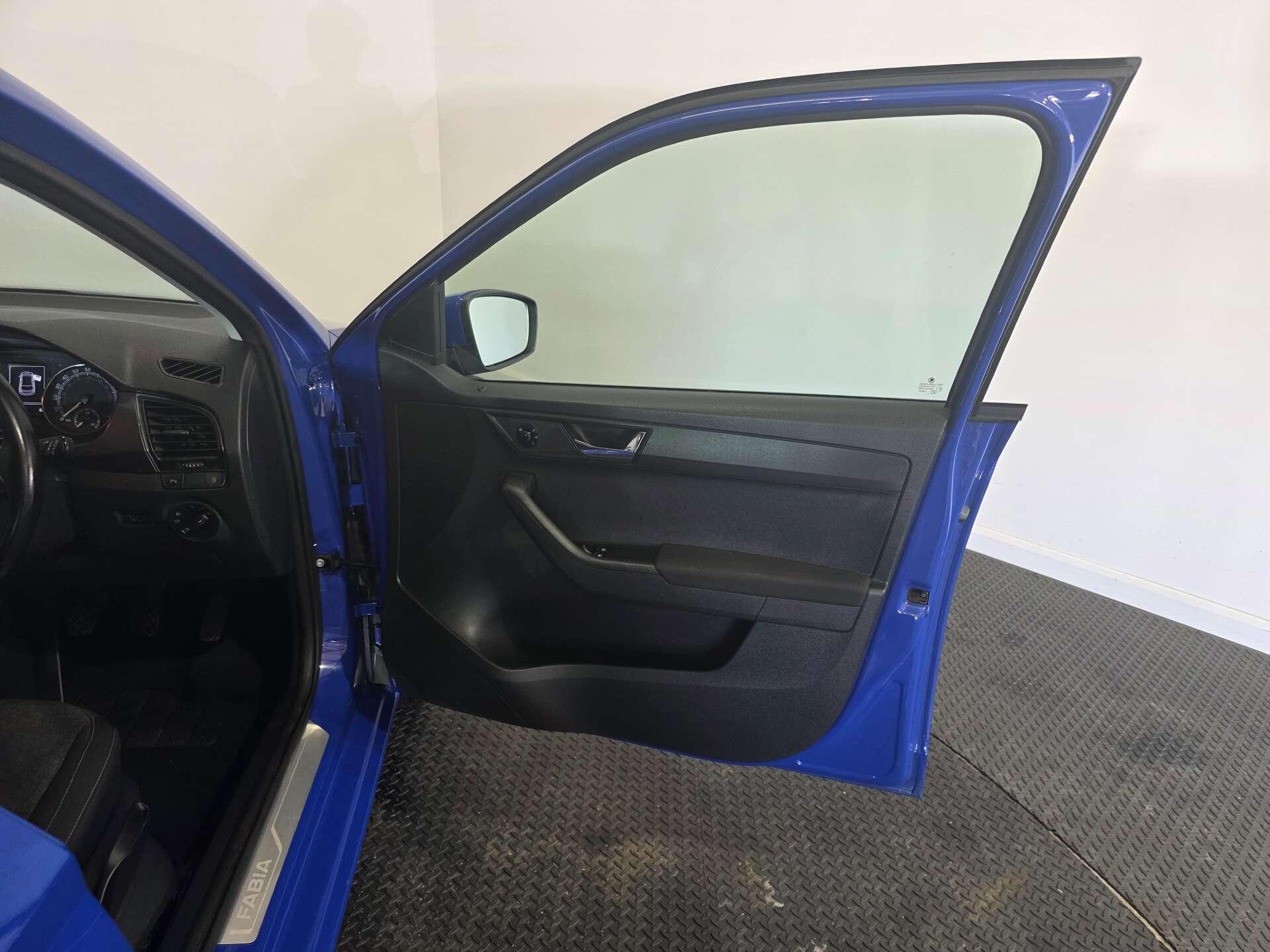 Skoda Fabia view 13