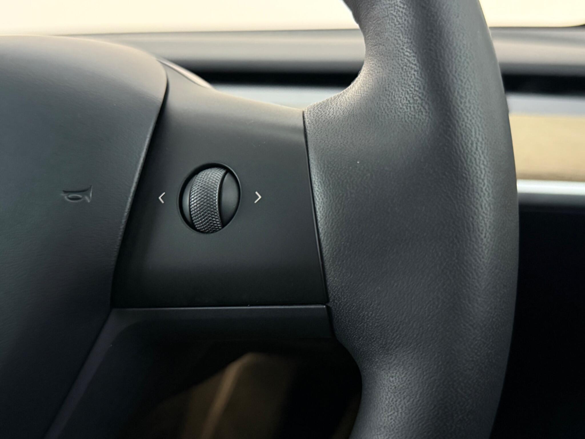 Tesla Model Y view 11