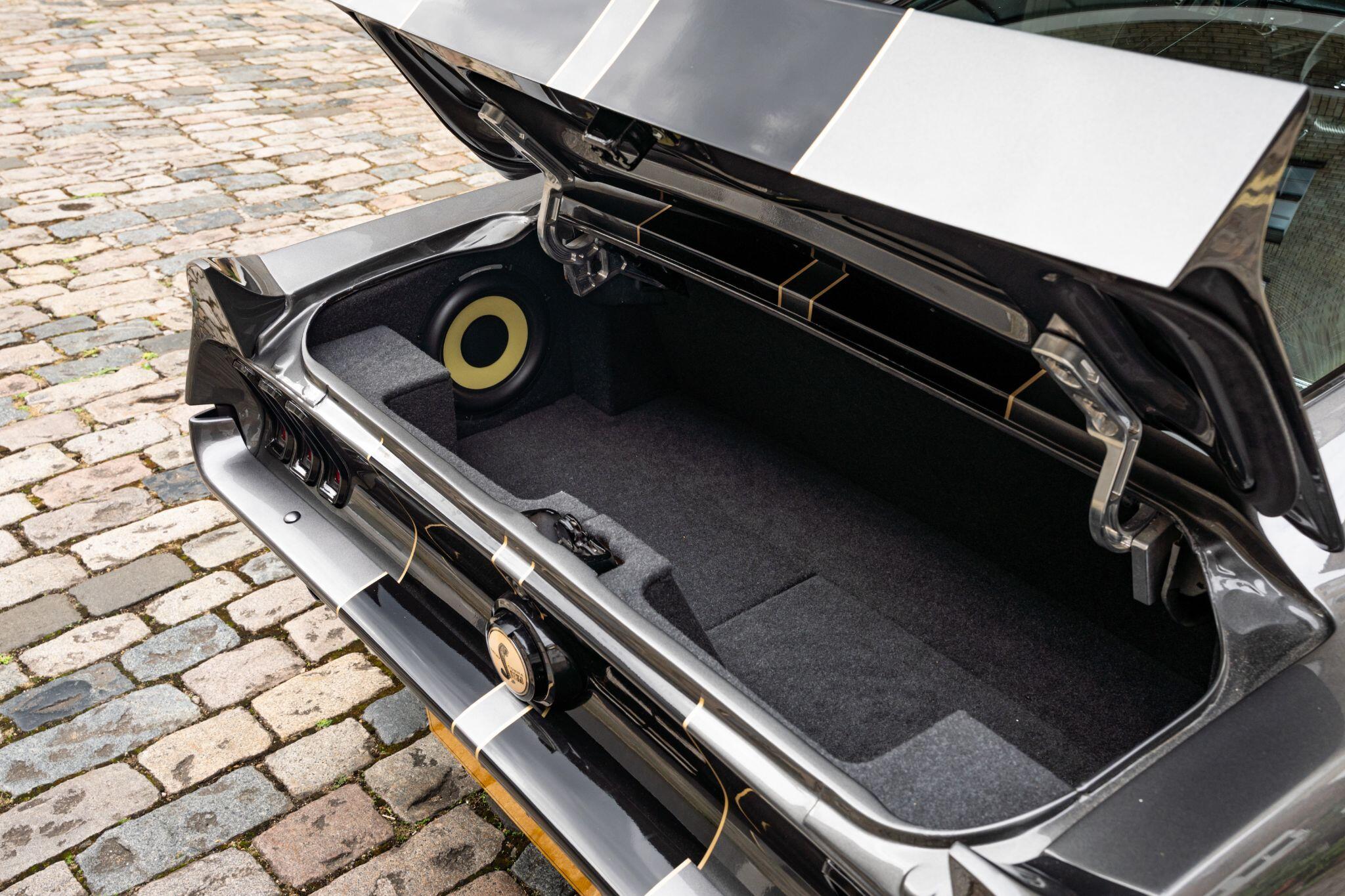 Ford Mustang view 63