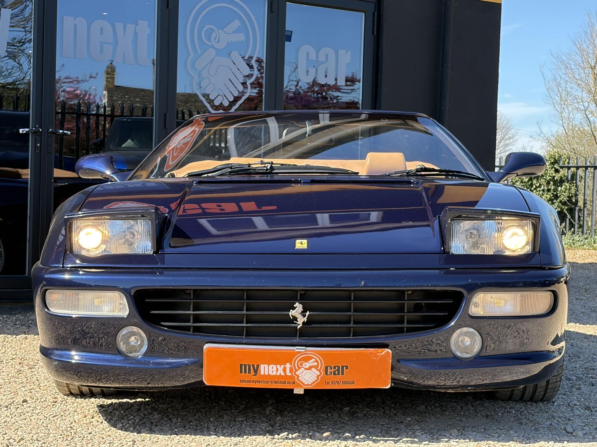 Ferrari F355 view 40