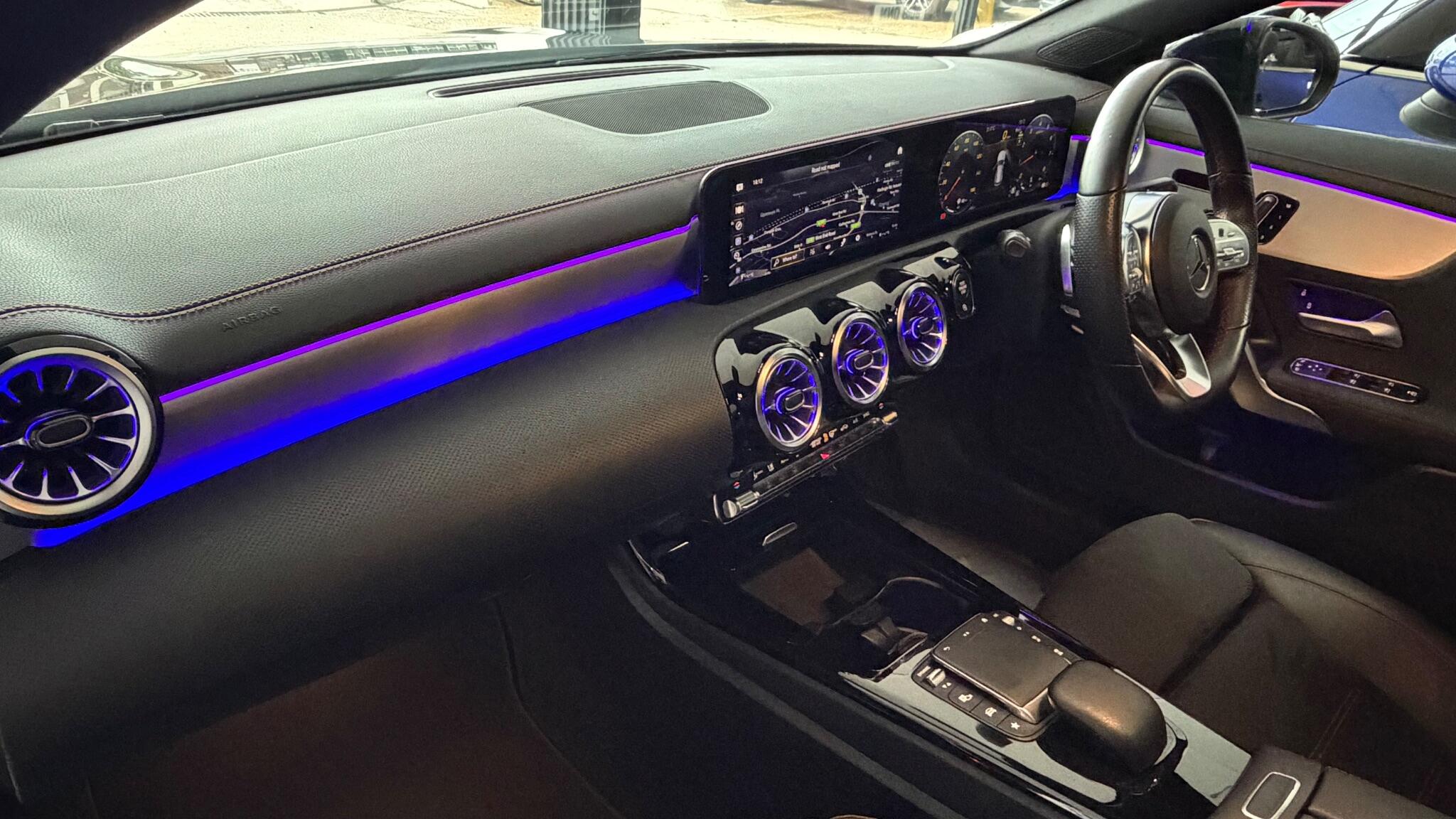 Mercedes-Benz Cla view 17