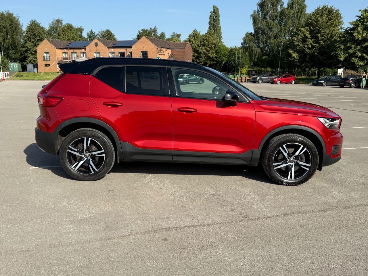 Volvo XC40 view 31