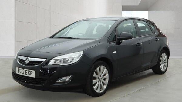 Vauxhall Astra view 4