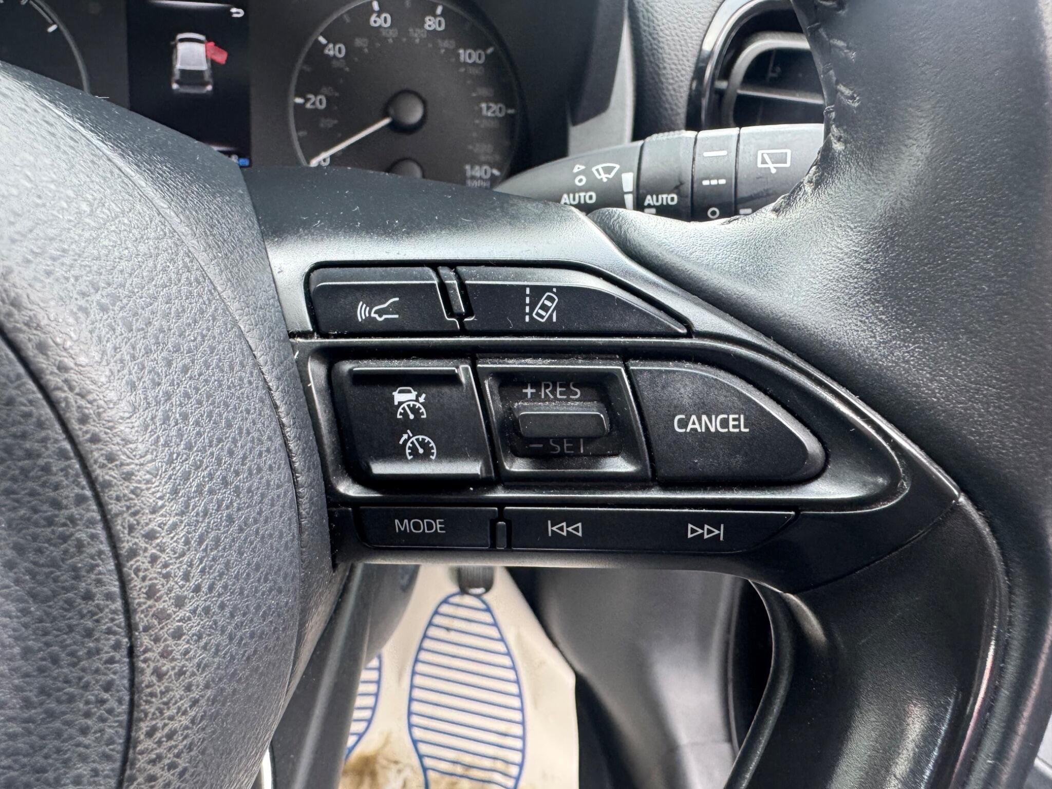 Toyota Yaris view 17
