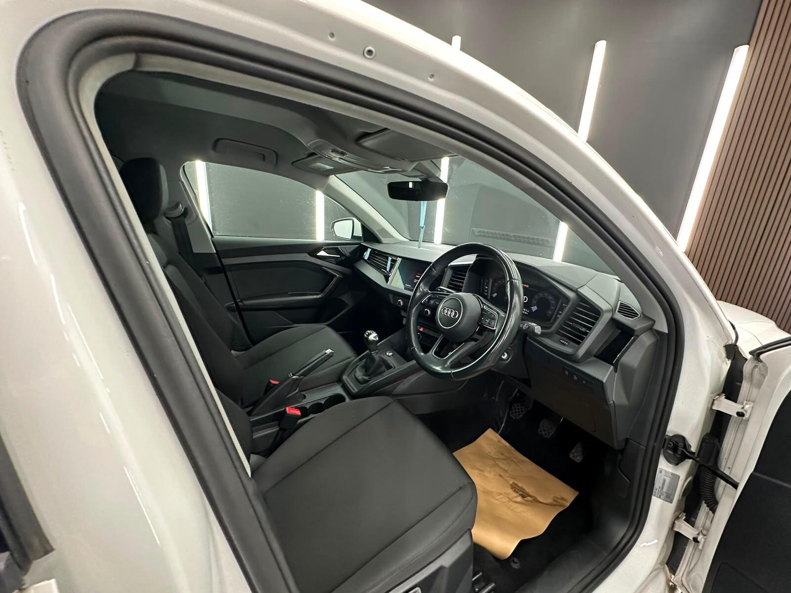Audi A1 view 25