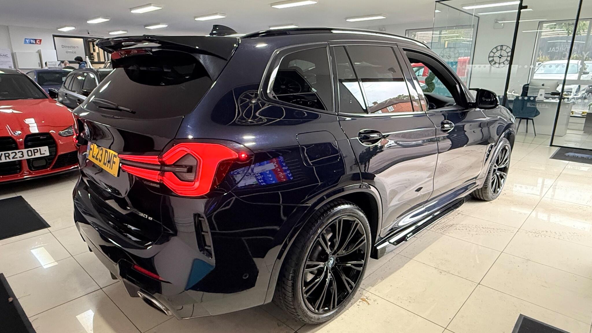 BMW X3 view 49