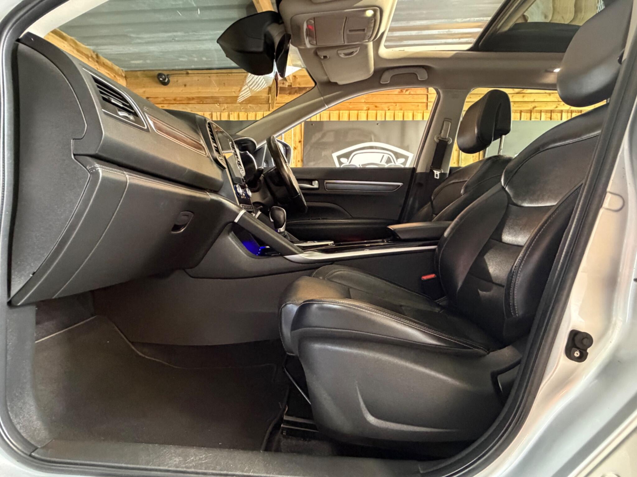 Renault Koleos view 30